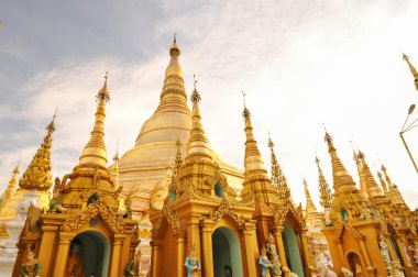 yangon, myanmar içinde shwedagon Selami 