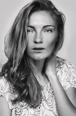 closeup moda portre derin güzel gözlü kadın modeli