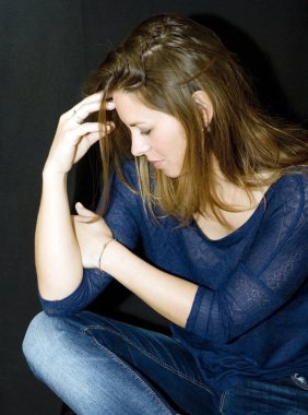 Genç ve güzel bir kadının portresi