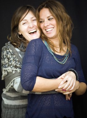 Anne ve kızı.