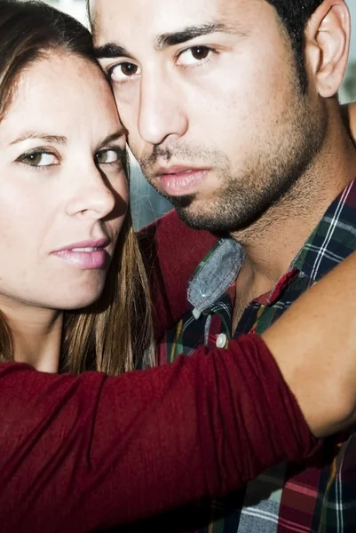 Pareja joven — Foto de Stock