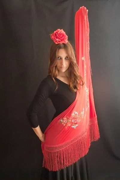 Frau mit typischem Flamenco-Kleid — Stockfoto