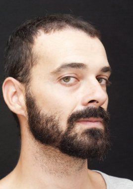 yakışıklı adam