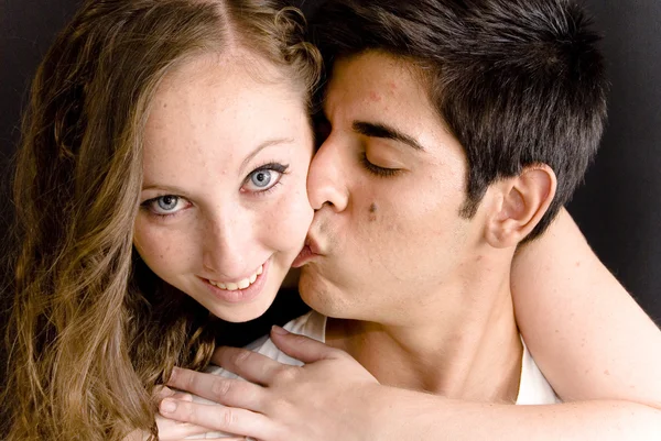 Pareja joven — Foto de Stock