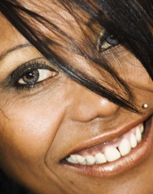 Güzel siyah kadın.