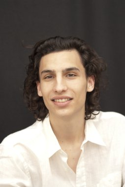 yakışıklı adam