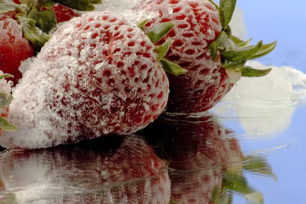 Tiefkühl-Erdbeeren — Stockfoto