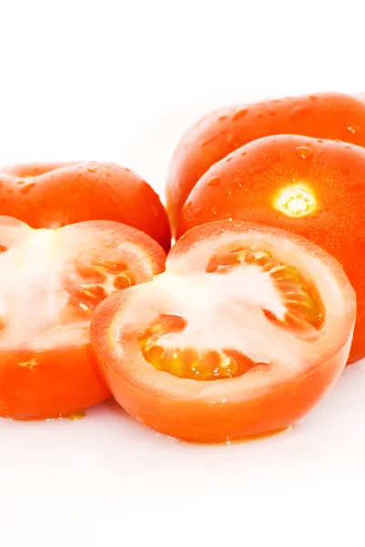 Pomodori isolati su bianco — Foto Stock