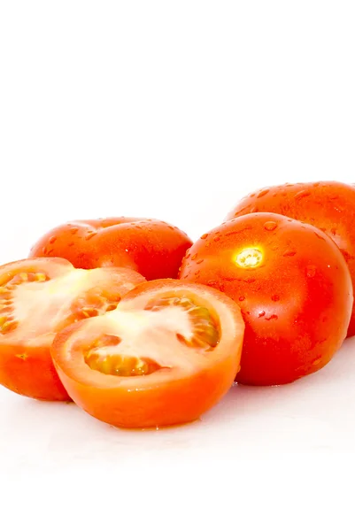 Tomaten isoliert auf weiß — Stockfoto