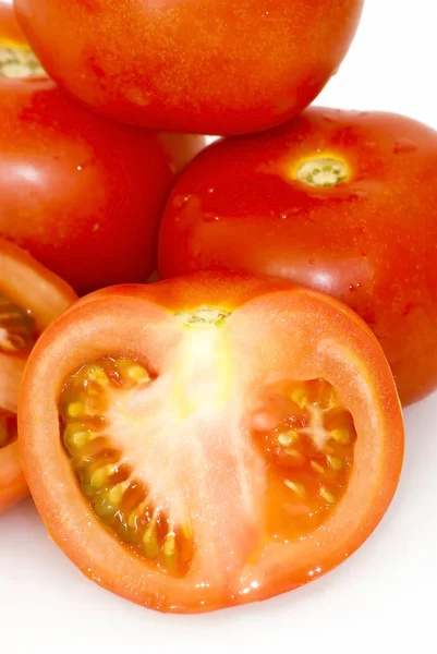 Tomaten isoliert auf weiß — Stockfoto