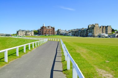Golf st andrews eski ders bağlantılar. patika, delik 18. İskoçya.