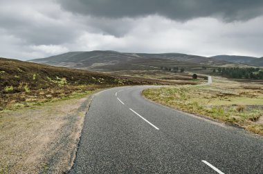 Highlands scotland road peyzaj yağmur havası, İngiltere