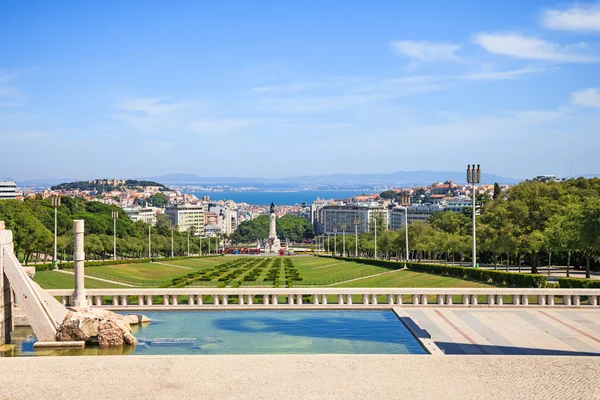 Lisszaboni landmark, légi felvétel a praca vagy négyzet marques de Pombal tértől. Portugália. — Stock Fotó