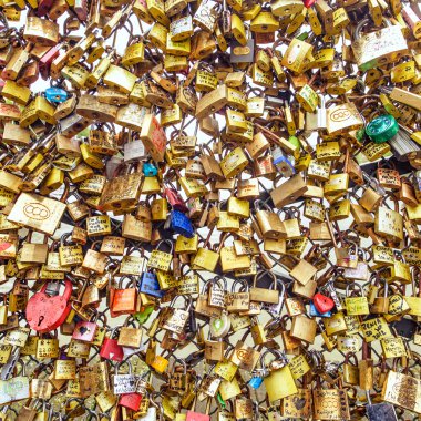 Paris, doku veya arka planını aşk kilitler pont des arts Köprüsü, Fransa.