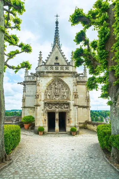 Amboise, capilla de San Hubert, tumba de Leonardo Da Vinci. Loira Vall — Foto de Stock