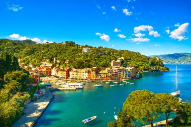 Portofino lüks Köyü landmark, panoramik havadan görünümü. liguri
