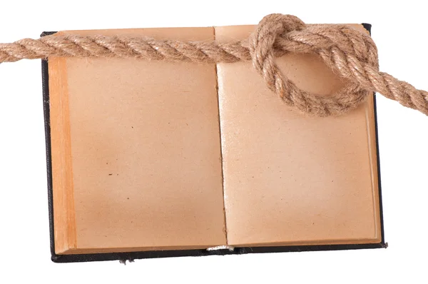 Eski kitap ve denizci düğümü — Stok fotoğraf