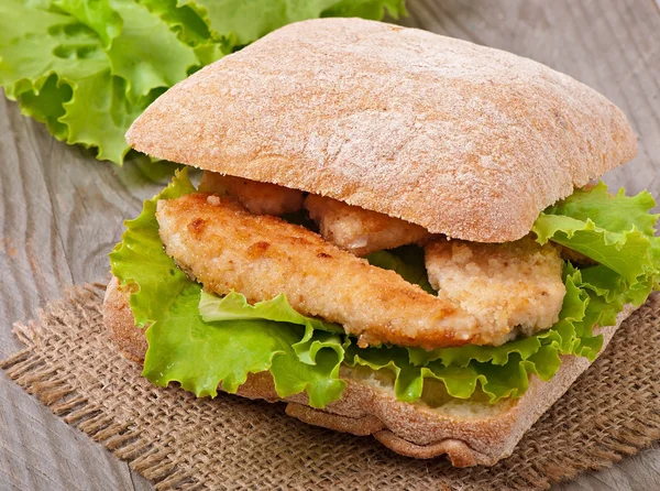 Großes Sandwich — Stockfoto