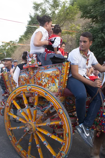 Traditionele Siciliaanse paard-cart — Stockfoto