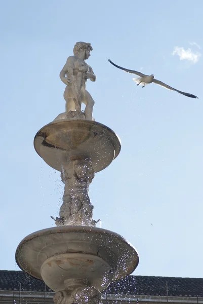 Pretoria-Brunnen mit Wassertropfen in Palermo — Stockfoto