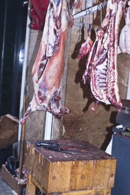 çiğ et piyasasında bir katliam olarak