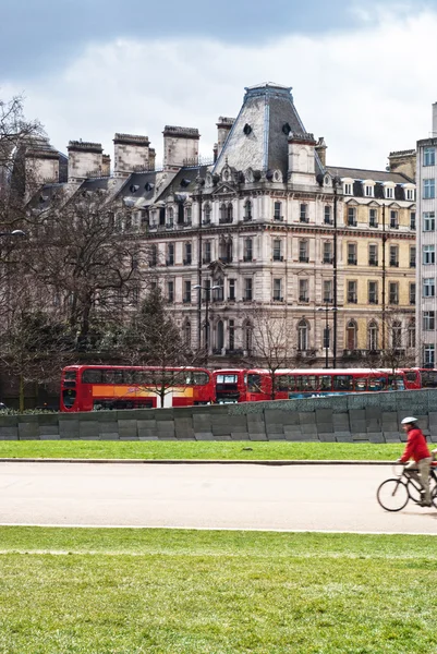 London cityscape near hyde park corner — Stock Photo, Image