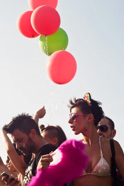 Människor på gay pride 2013 i palermo — Stockfoto