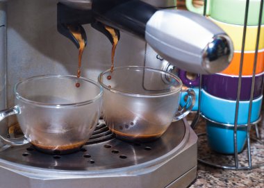 espresso espresso makinesi dışında çizilmiş olması