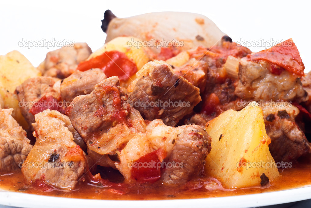 beef stew, potatoes and onion
