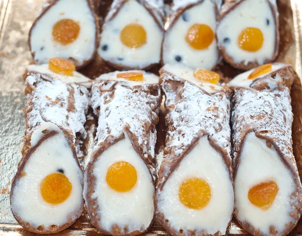 Sicilian cannoli with orange — Stock Photo, Image