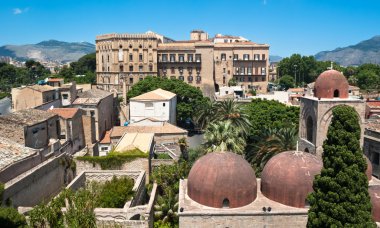 Norman Sarayı ve san giovanni eremiti kubbeler, palermo