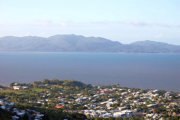 Townsville vista da colina — Fotografia de Stock