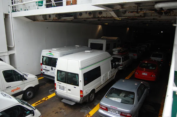 Carros dentro de ferry — Fotografia de Stock