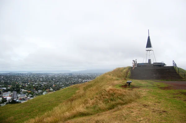 Triangulation station city view — Stock Photo, Image