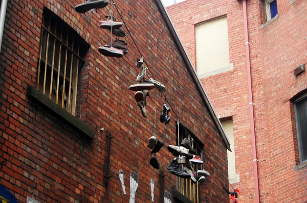 Shoes at wire side street Melbourne — Stock Photo, Image