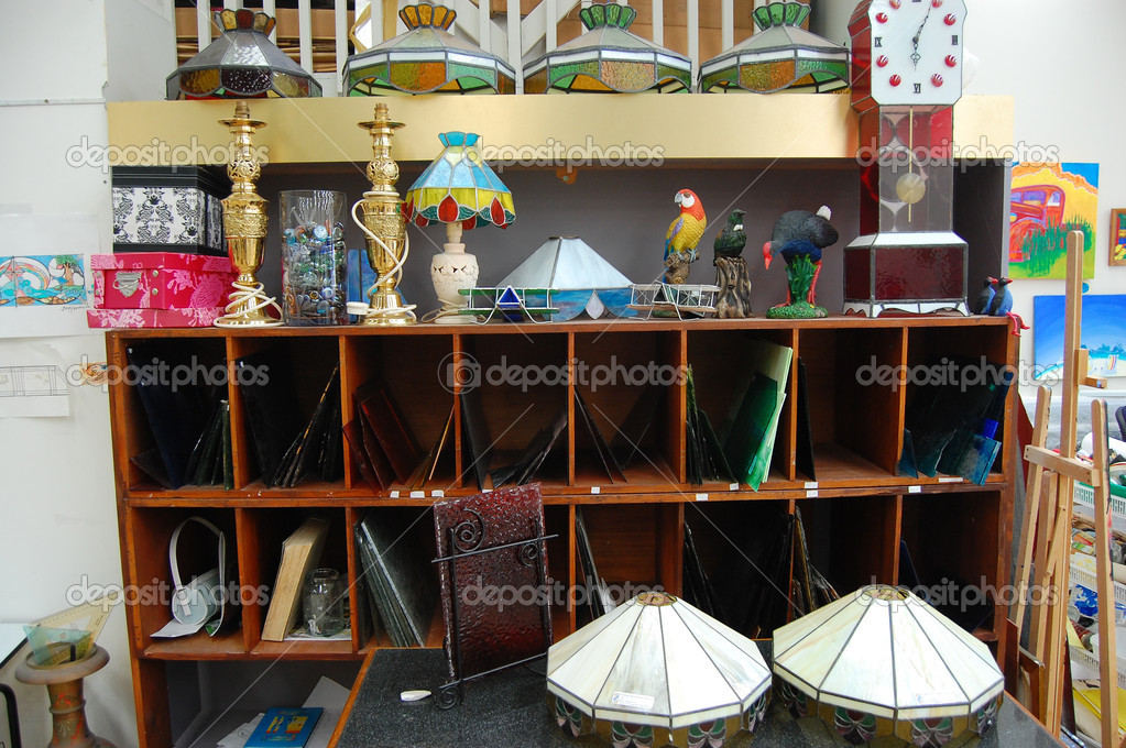 tweedehands winkel interieur — Stockfoto © danemo #34857319 tweedehands winkel interieur — Stockfoto © danemo #34857319