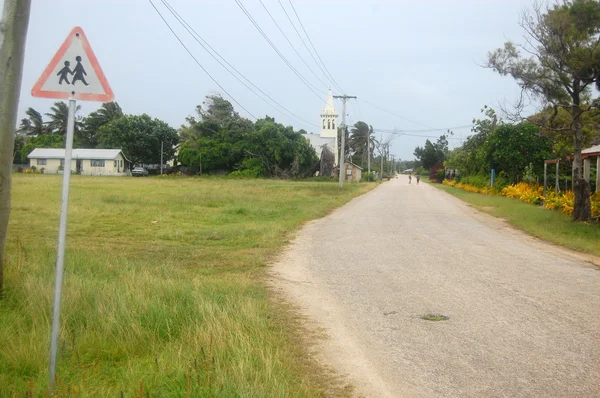 Sinalização rodoviária na zona rural Pacífico Sul — Fotografia de Stock