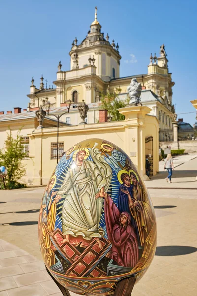 Lviv Ucrânia Maio 2022 Exposição Ovos Páscoa Praça Frente Catedral — Fotografia de Stock