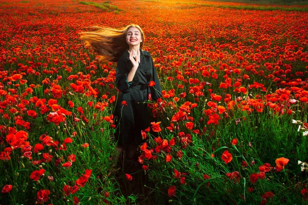 Beautiful Young Woman Poppy Field Flying Hair Woman Flowering Poppy — Stockfoto
