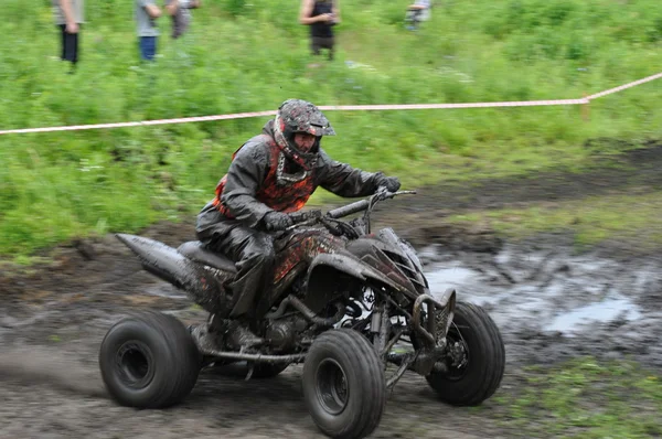 Rusga troféu campeonato russo entre ATVs e motocicletas — Fotografia de Stock