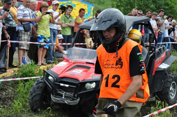 Najazd trofeum Mistrzostw Rosji wśród quady i motocykle — Zdjęcie stockowe