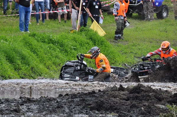 Campionato russo trofeo raid tra ATV e moto — Foto Stock