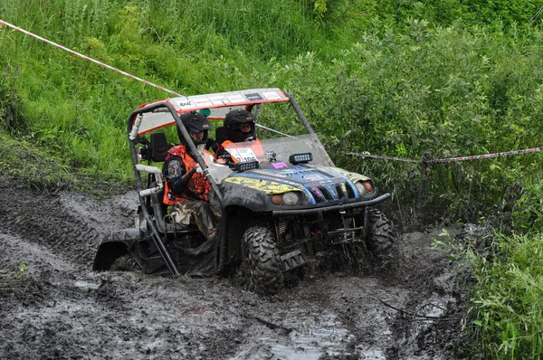 Rusga troféu campeonato russo entre ATVs e motocicletas — Fotografia de Stock