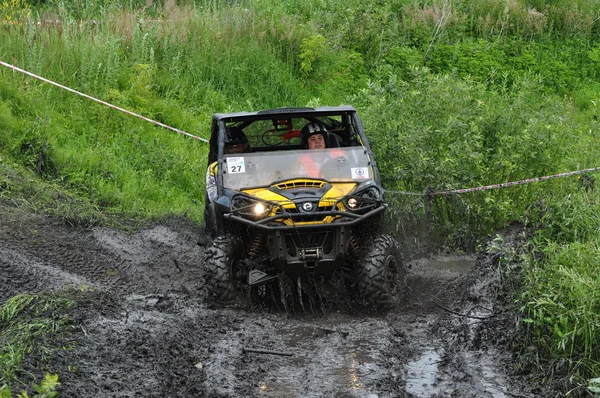 Rusga troféu campeonato russo entre ATVs e motocicletas — Fotografia de Stock