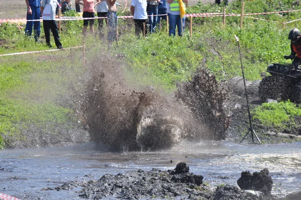 Rusga troféu campeonato russo entre ATVs e motocicletas — Fotografia de Stock