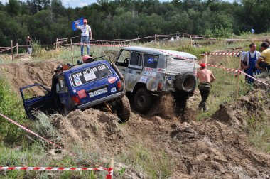 kaza motosiklet, ATV ve SUV'lar arasında Rusya Premier Ligi Kupası ve kros RAID: