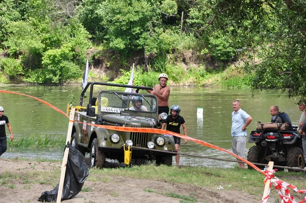 Russian championship trophy raid among SUVs, ATVs and motorcycles — Stock Photo, Image