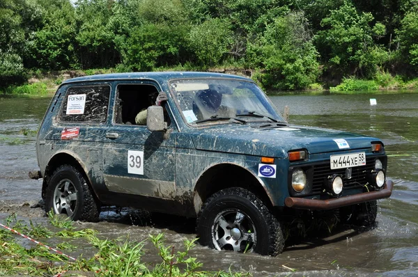 Russian championship trophy raid among SUVs, ATVs and motorcycles. — Stock Photo, Image