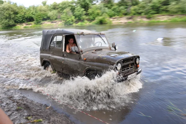 Russian championship trophy raid among SUVs, ATVs and motorcycles. — Stock Photo, Image