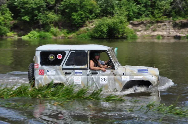 Russian championship trophy raid among SUVs, ATVs and motorcycles. — Stock Photo, Image